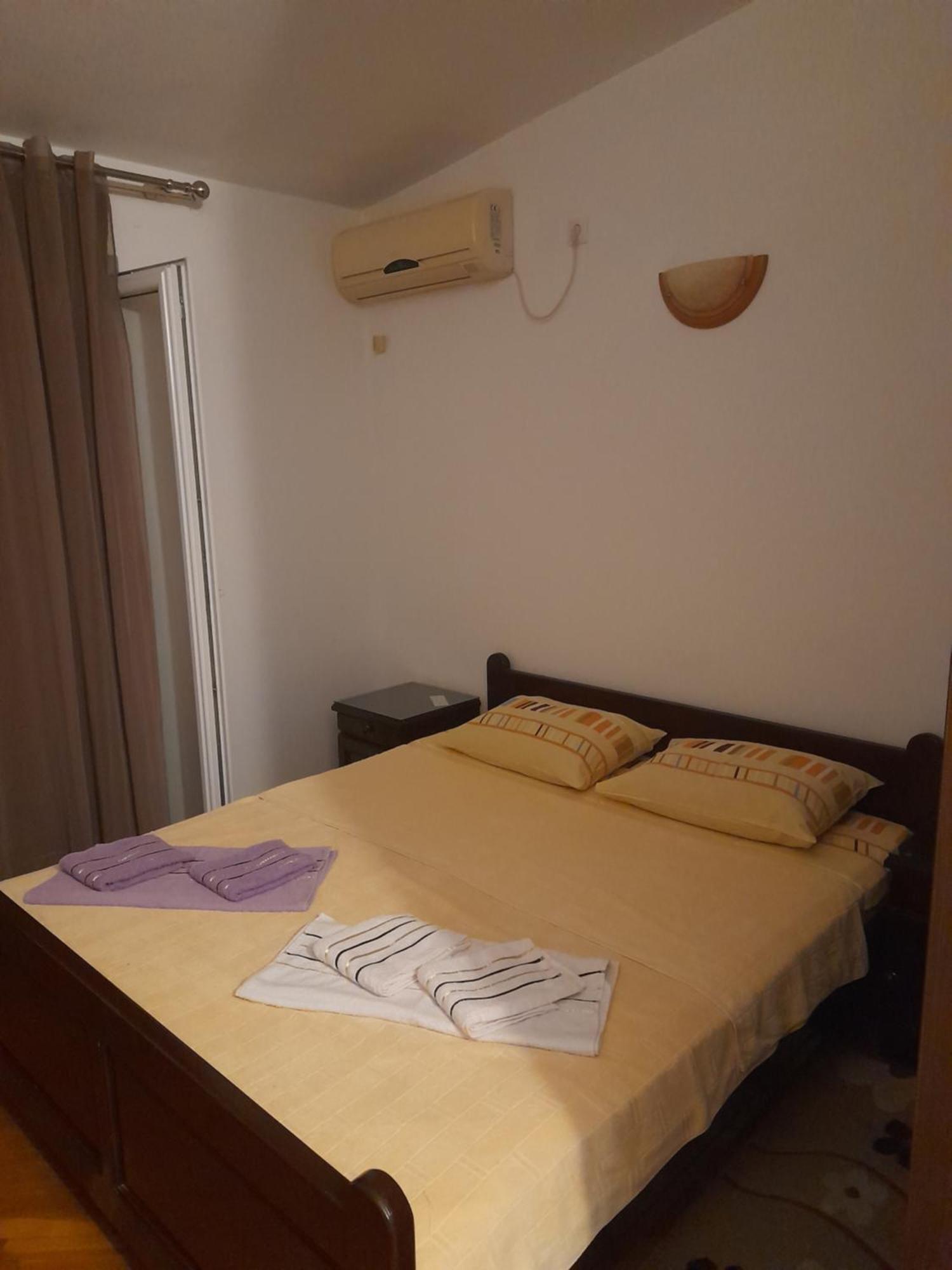 Apartments Kovacevic Petrovac Chambre photo
