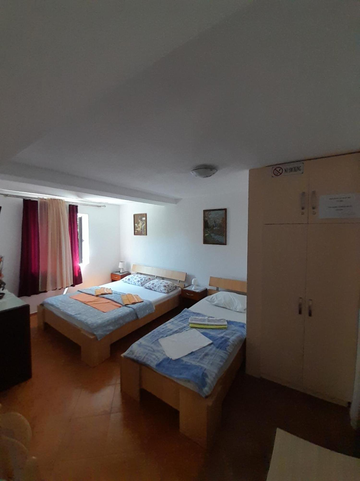 Apartments Kovacevic Petrovac Chambre photo